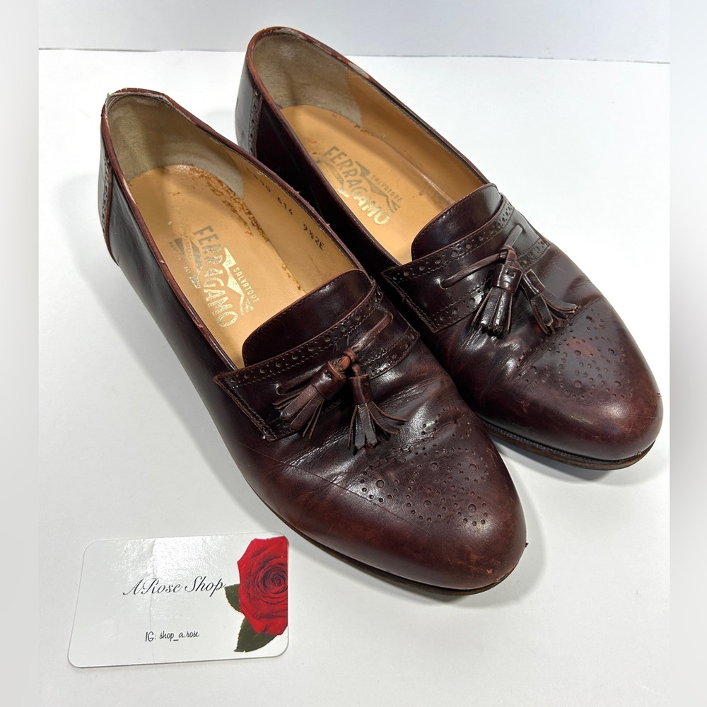 Salvatore Ferragamo Brown Tassel Loafer Dress Shoes Size: 9.5 M